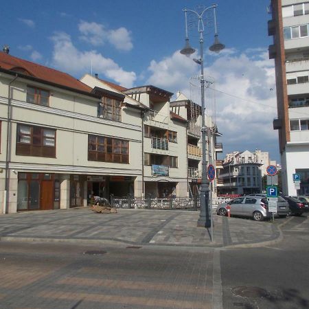 Hôtel Retron Szinva-Lux à Miskolc Extérieur photo